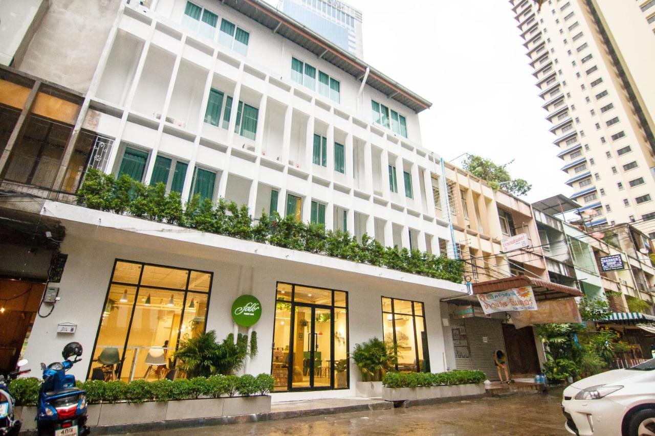 Folk Poshtel Asok Hostel Банкок Екстериор снимка